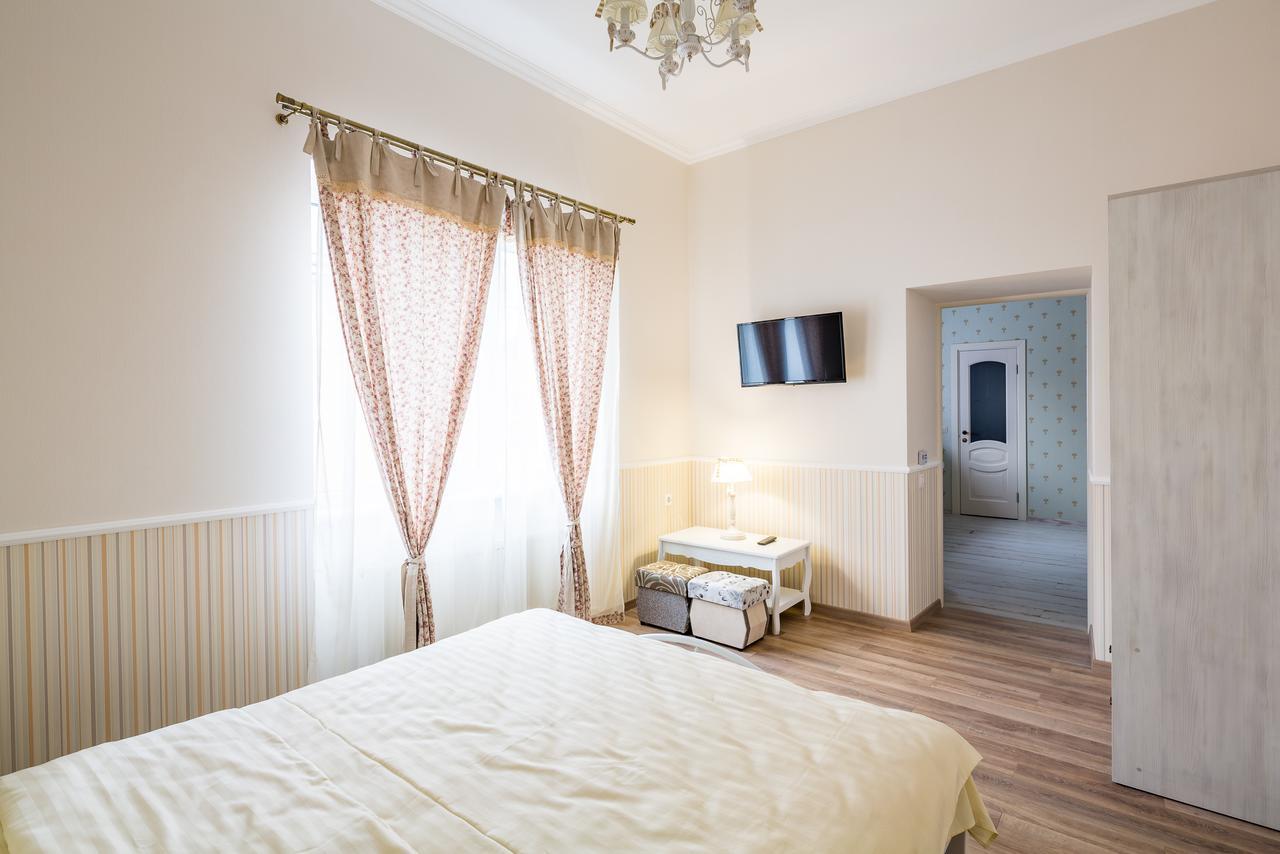 Lovely Apartment In The City Center 리비프 외부 사진