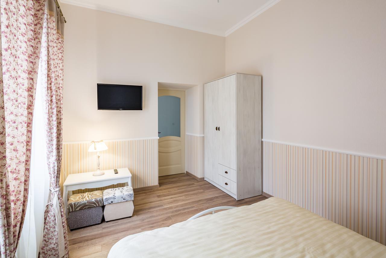 Lovely Apartment In The City Center 리비프 외부 사진